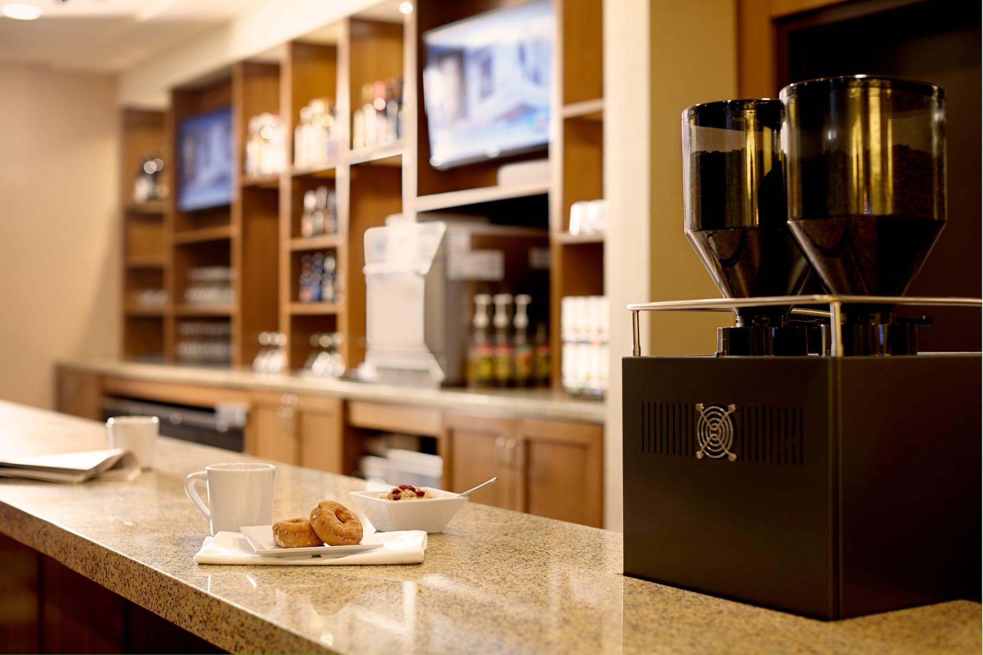 Hyatt Place Mount Pleasant Towne Centre Extérieur photo